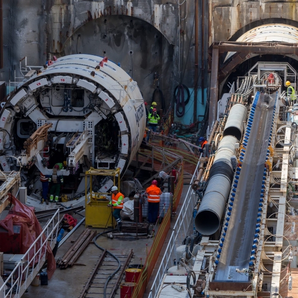 Bergbau und Tunnelstahlherstellung